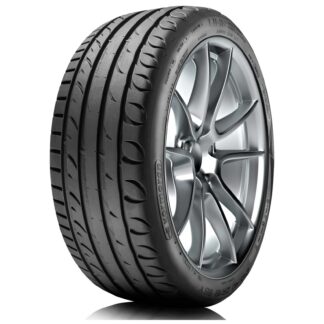 Kormoran 215/45R17 87V UHP