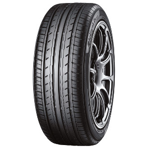 215/55R17 94V  Yokohama Bluearth-es Es32